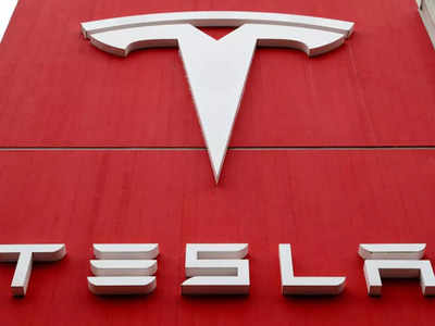 Tesla: சிக்கலில் டெஸ்லா.. நீதிமன்றத்தில் ஊழியர்கள் வழக்கு!