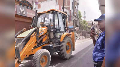 UP Bulldozer: यूपी में बुलडोजर न्‍याय... दखल दें चीफ जस्टिस, अब रिटायर्ड नौकरशाहों ने भेजा लेटर