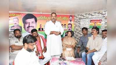 Shivpal Vs Akhilesh: शिवपाल की पार्टी ने सपा पर लगाया विश्वासघात का आरोप, अकेले निकाय चुनाव लड़ने का ऐलान