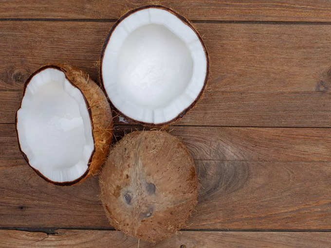 वजन कैसे बढ़ाएं- नारियल खाएं