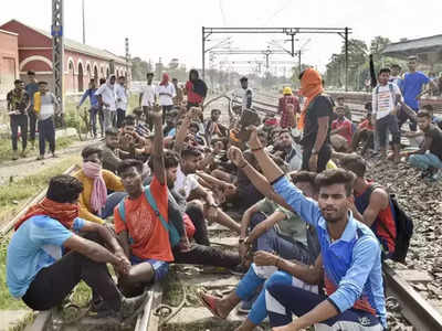 Indian Railways: অগ্নিপথ বিক্ষোভের মাশুল! রেকর্ড 1000 কোটির ক্ষতি ভারতীয় রেলের