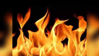 Noida Fire News: डॉक्‍टर के बंगले में दीपक से लगी आग, 13 लोगों को बचाने वाले दमकलकर्मियों को मिलेगा इनाम