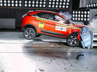 Crash Test: अब देश में ही होगा कारों का क्रैश टेस्ट, जानिए ये क्या होता है और कार खरीदते समय कैसे करता है मदद!