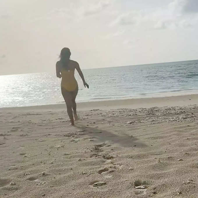 priyanka in yellow bikini