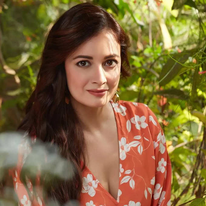 dia mirza