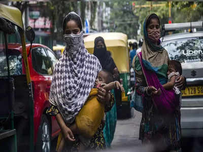 Beggars On Highway: ಜೋಳಿಗೆಯಲ್ಲಿ ಮಗುವಿನ ಜೊತೆ ತಾಯಂದಿರ ಭಿಕ್ಷಾಟನೆ: ಹೆದ್ದಾರಿಗಳಲ್ಲೇ ಹಾವಳಿ..!