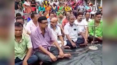 TMC: সারদাকাণ্ডে Suvendu Adhikari-র গ্রেফতারির দাবিতে উত্তাল দিনহাটা, পথ অবরোধ তৃণমূল কর্মীদের