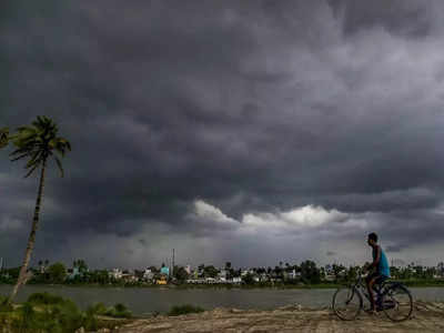 6 जुलाई तक पूरे देश में दस्तक दे देगा मॉनसून, जानें दिल्ली-NCR में कब से बरसेंगे बदरा