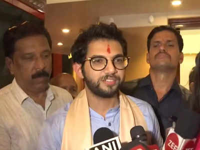 Aditya Thackeray: उनके खाने का एक दिन का बिल ही 9,00000 रुपये आता है... बागियों पर आदित्य ठाकरे का बड़ा हमला