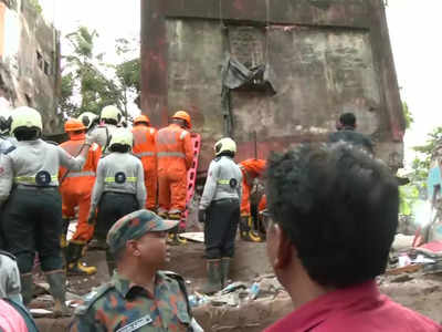 Building Collapse in Mumbai: मुंबईत इमारत कोसळून मोठी दुर्घटना; २५ जण दबल्याची भीती, आतापर्यंत ८ जणांना वाचवले