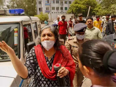 Teesta Setalvad Case: गुजरात दंगों पर 14 साल पुराने दस्तावेज से कसेगा तीस्ता सीतलवाड़ पर शिकंजा, SIT की ये तैयारी