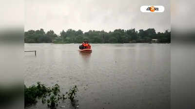 Rain in Jalpaiguri: টানা বৃষ্টিতে বিপর্যস্ত জলপাইগুড়ি, প্রস্তুত Civil Defence টিম