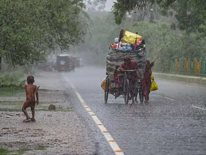 വിമാനങ്ങള്‍ വഴിതിരിച്ചുവിട്ടു