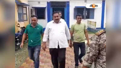 Fake Doctor ও Police-এর পর এবার ভুয়ো সেনাকর্মী! গ্রেফতার মেখলিগঞ্জে