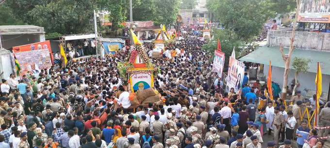 જગન્નાથ મંદિરેથી નીકળી 145મી રથયાત્રા