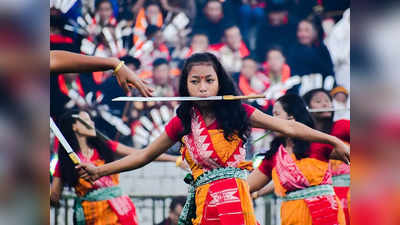 നാഗന്മാരുടെ വര്‍ണ്ണാഭമായ ഉത്സവങ്ങള്‍ കാണാന്‍ പോകാം