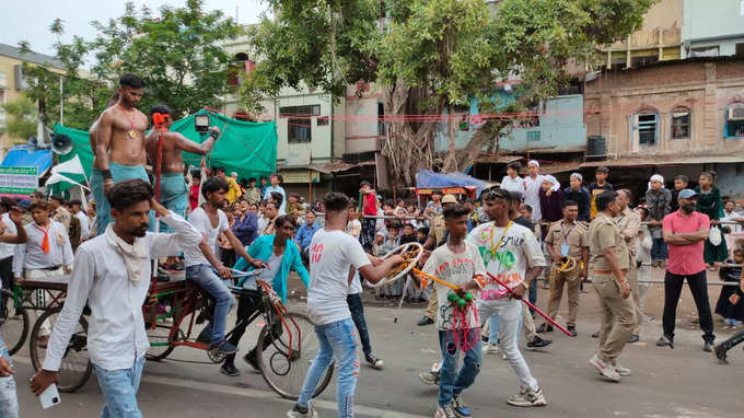 દરિયાપુર પહોંચ્યા અખાડા, થોડીવારમાં રથોનું થશે આગમન