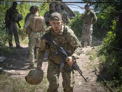 Russia- Ukraine War: यूक्रेन के आखिरी गढ़ में रूस ने मचाई तबाही, पूर्वी शहर पर तेज किया हमला, दागी मिसाइलें