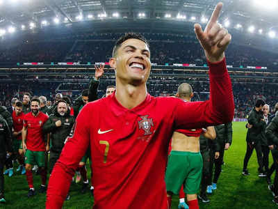 Cristiano Ronaldo: ট্রফি না পাওয়ার হতাশা নাকি কর্তাদের সঙ্গে বচসা? রোনাল্ডোর ম্যান ইউ ছাড়ার জল্পনা তুঙ্গে