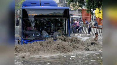 Delhi Weather Update: आज सिर्फ बादल, कल शाम से फिर भीगेगी दिल्ली, 6 को भारी बारिश की संभावना