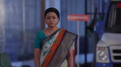 Baakiyalakshmi Serial: கோபியின் காதலி என் தோழி ராதிகாவா..?: மயங்கி விழுந்த பாக்யா.!