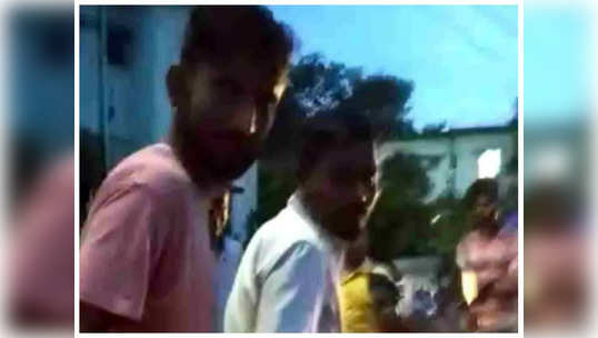 Durg : भिलाई में दो युवकों ने कुत्‍ते को बाइक से बांधकर घसीटा, PFA ने थाने में की शिकायत, वीडियो वायरल