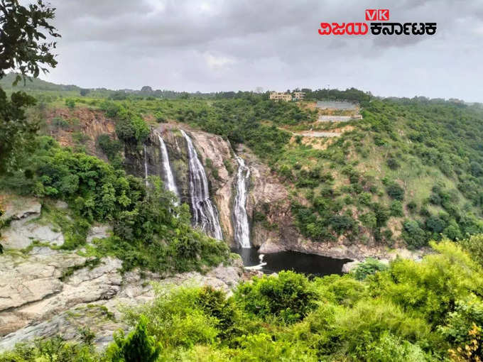 ​ಗಗನಚುಕ್ಕಿ ಮತ್ತು ಭರಚುಕ್ಕಿ ಜಲಪಾತದ ಸೌಂದರ್ಯ