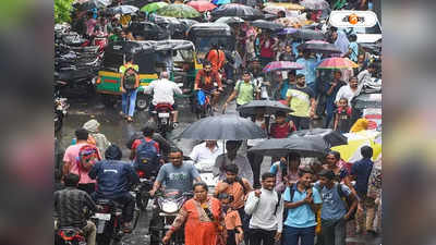 Rainfall Update: এক পশলা বৃষ্টিতে ভিজল কলকাতা, অব্যাহত অস্বস্তি