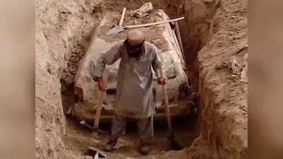 Mullah Omar Car: तालिबान ने खोद निकाली 21 साल पहले दफन संस्‍थापक मुल्‍ला उमर की कार, अमेरिका से बचने को था छिपाया