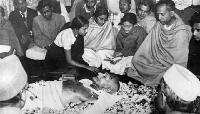 महात्‍मा गांधी ( 30 जनवरी, 1948)