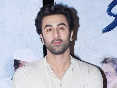 Ranbir Kapoors Disease: नाकातून रक्त, श्वास घ्यायला त्रास, रणबीर कपूरला झालाय गंभीर आजार; लक्षणं आता आली समोर