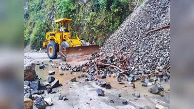 उत्तराखंड में बारिश दिखाने लगी तबाही, बदरीनाथ-केदारनाथ हाइवे पर दरक रहीं पहाड़ियां, सामने आई अहम वजह