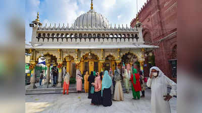 हजरत निजामुद्दीन दरगाह के अलावा दिल्ली की ये 5 दरगाह भी हैं देखने में बेहद ही खूबसूरत