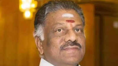 AIADMK General Body meeting: ಎಐಎಡಿಎಂಕೆಯಿಂದ ಪನ್ನೀರ್‌ಸೆಲ್ವಂ ಉಚ್ಚಾಟನೆ; ಪಳನಿಸ್ವಾಮಿ-ಒಪಿಎಸ್‌ ಬೆಂಬಲಿಗರ ತಿಕ್ಕಾಟ