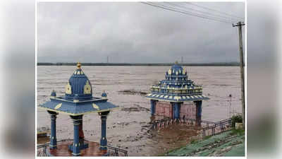 Bhadrachalam Godavari: గోదావరి ఉగ్రరూపం.. మూడో ప్రమాద హెచ్చరిక జారీ..!