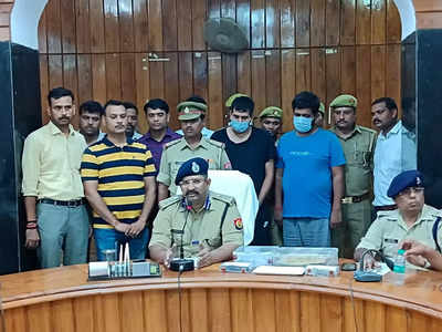 Bahraich News: पहले करते बुकिंग, फिर लूट लेते थे सामान, ऐसे चढ़े पुलिस के हत्थे