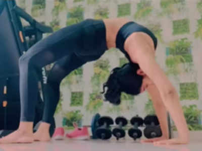 Rinku Rajguru Workout Video: आर्चीचा हॉट वर्कआऊट व्हिडिओ; ट्रान्सफर्मेशन पाहून चाहते थक्क