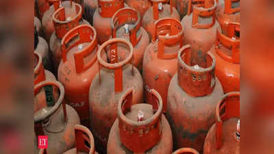LPG Cylinder: రేషన్ కార్డు ఉన్న వారికి ఉచితంగా గ్యాస్ సిలిండర్లు.. వారికి మాత్రమే..