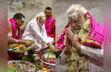 Narendra Modi: बाबा बैद्यनाथाच्या चरणी पंतप्रधान मोदी लीन; मनोभावे पूजा, जलाभिषेकही केला
