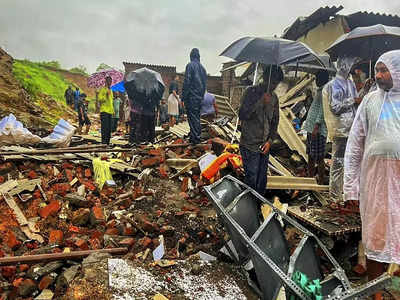 Maharashtra Landslide: মহারাষ্ট্রে ভূমিধসে অসংখ্য মানুষের চাপা পড়ার আশঙ্কা, জোর তৎপরতায় চলছে উদ্ধার কাজ