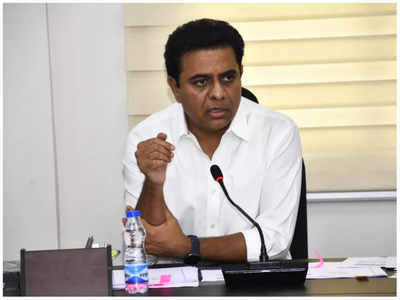 KTR Review: 12 జిల్లాలకు రెడ్ అలర్ట్.. ఆఫీసర్లను అప్రమత్తం చేసిన కేటీఆర్