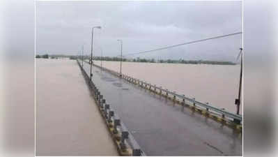 Telangana Floods: 36ఏళ్ల నాటి ప్రళయం కళ్లముందు... బిక్కుబిక్కుమంటున్న భద్రాద్రి