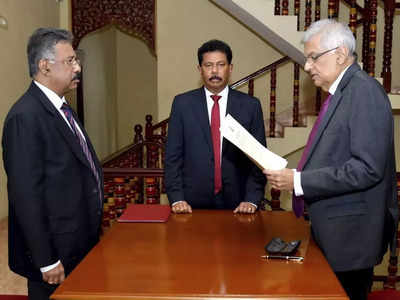 Ranil Wickremesinghe: गोटाबाया का इस्‍तीफा, रानिल विक्रमसिंघे ने श्रीलंका के अंतरिम राष्ट्रपति के तौर पर शपथ ली 