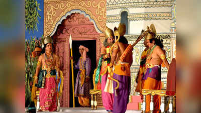 दिल्ली में इस बार पहले से ज्यादा भव्य रामलीला की तैयारी, लगेंगे बड़े-बड़े झूले और खोमचे