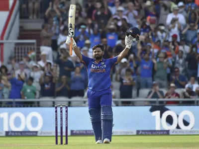 Rishabh Pant Century: वर्ल्ड चैंपियन के घर में बजा ऋषभ पंत का डंका, चार साल के इंतजार के बाद वनडे में जड़ा पहला शतक