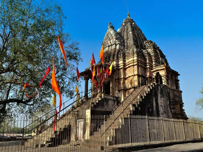 खजुराहो का सबसे ऊंचा मंदिर -