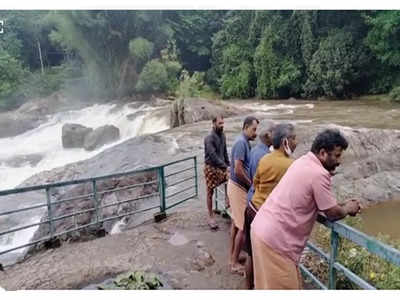 മുതിരപ്പുഴയാറില്‍ വയോധികനെ മരിച്ച നിലയില്‍ കണ്ടെത്തി