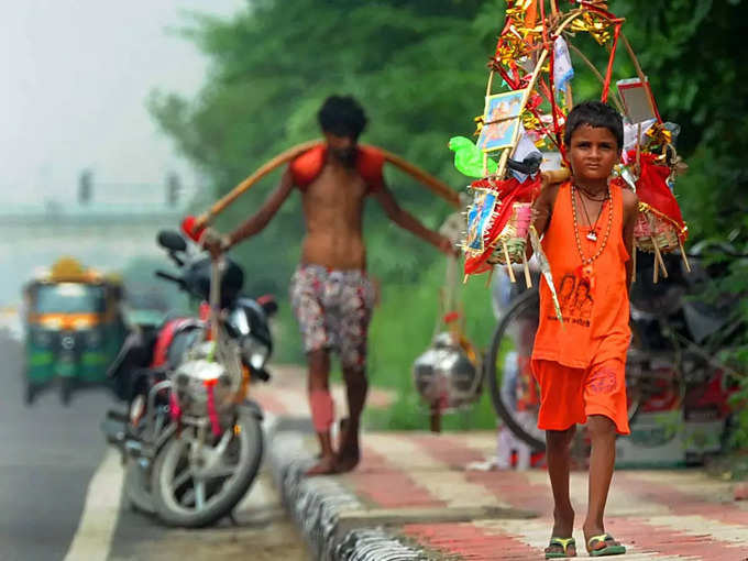 मुश्किल होती है डाक कांवड़