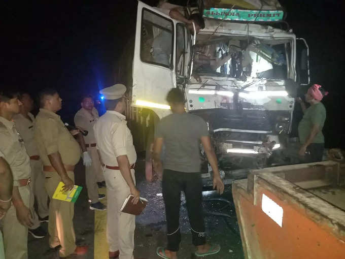 Etawah Accident2