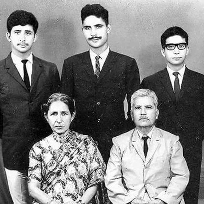 naseeruddin shah family